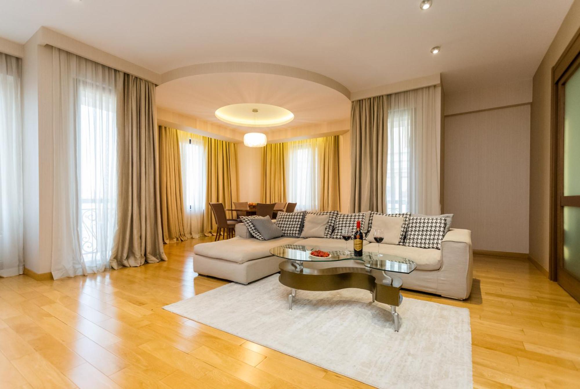 Mtatsminda Apartment *